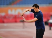  同城游升级过关斩将抠底小胜 