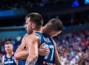 关于东契奇遭遇十二连败，日本队教练面临压力！的信息