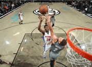 德罗巴连续七场比赛得分超过比分优势明显，篮网挑战极限！的简单介绍