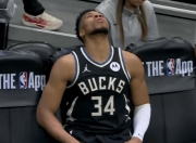  5串1一场赢一半一场输一半 